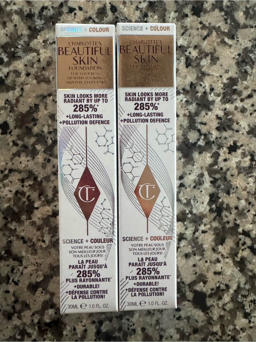 Charlotte Tilbury Beautiful Skin Foundation - Beige / Gold Tone